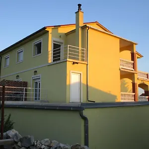 Ruzica krevet i doručak