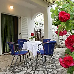 Koka Apartman
